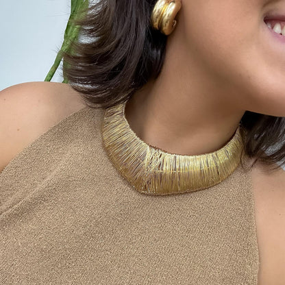 Choker Rígida de Fios Metálicos Trançados – Grega