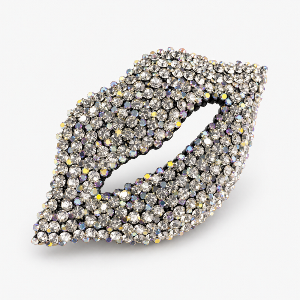 Broche labios plateado