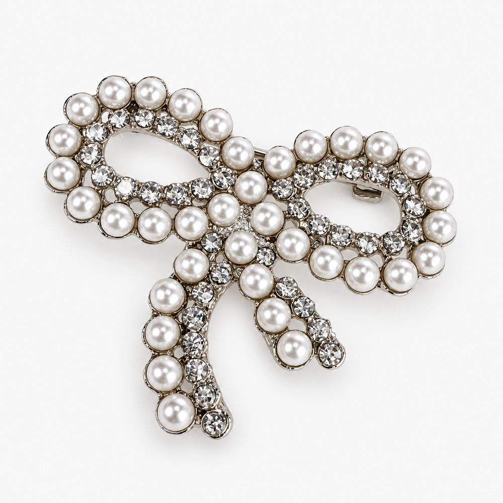 Broche perolas e strass
