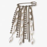 Broche de Metal Prateado com Pérolas – Vanguarda
