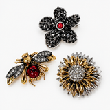 Trio de Broches Flor, Inseto e Girassol com Strass – Detalhe